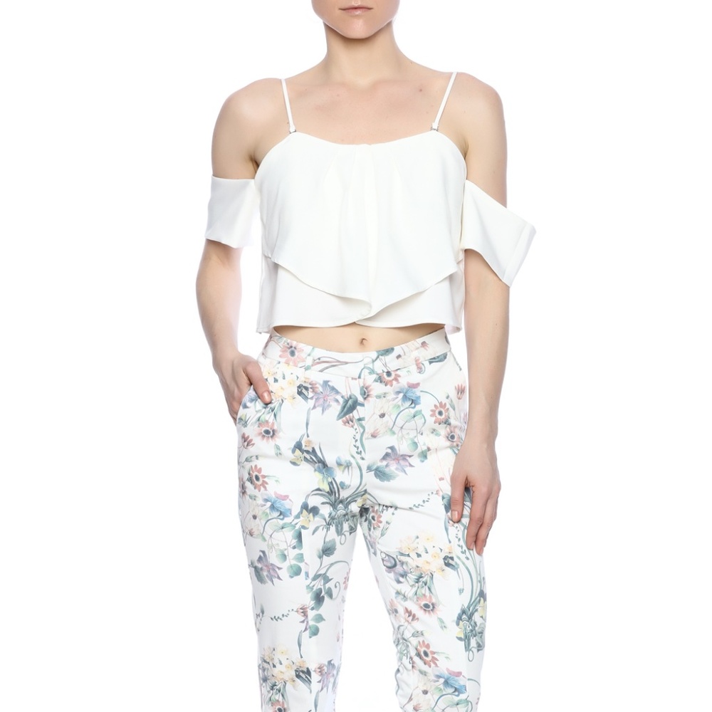 CLEAR OUT SALE!  White TIERED CROP TOP- Never worn size Small